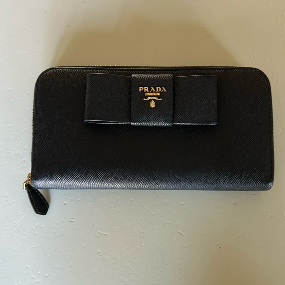 Prada Saffiano Fiocco long Leather Continental ZIP around Wallet classic bow EUC
